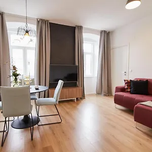 https://market-inn-lisinski.primorje-gorskikotar.com
